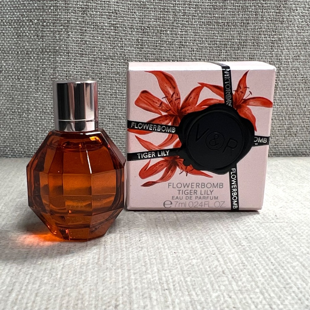 ❤️ Viktor&Rolf Flowerbomb Tiger Lily mini - Picture 2 of 8